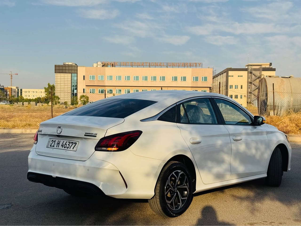 MG GT 2025
Engine: V4 1.5L 

❕کێر عـــــادی 

❗رقم جاهیز 

❕30 هزار روشتووە 

❗کلین تایتل , بێ بویاغە 💎 

❕دەعامی بۆ دەعامی بە شەرت 💯

❗سپی , شاشە گەورە, کامیرە, حەساس , ویلکەب , تحدید سرعە  ....

🔥نرخ 98 وەرقە🔥

📍شوێن هەولێر 
~~~~~~~~~~
***********
~~~~~~~``~~~ أربيل, العراق

