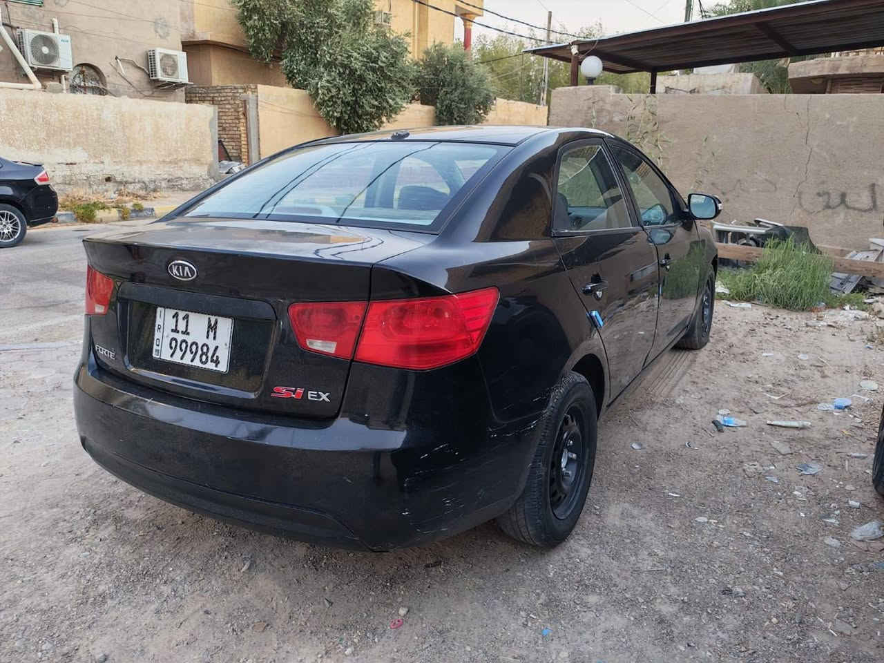 للبيع كيا فورتي 2010
رقم بغداد بسمي
سنويه وهزه جديد 
المحرك 2000
حادثه جاملغ وبنيد وشوية من اللغد مليوح صوره حادثه موجوده التبريد شغال بس يفصل بسبب الأصبع
وبيها رشات صبغ
حداديه ٦٠٪
شاشة
دوشمه جديده 
هاي كل تفاصيل السيارة 
مكاني واسط
الشراي يتصل غير متواجد في الموقع التواصل اتصال فقط 
***********
