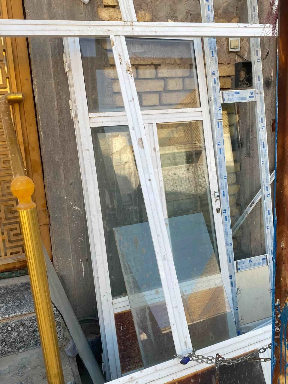 السلام عليكم جام خانه كامله هيه وملحقاته سعرها ٣٠٠الف وبيها مجال للستفسار *********** المكان ناصريه مركز
