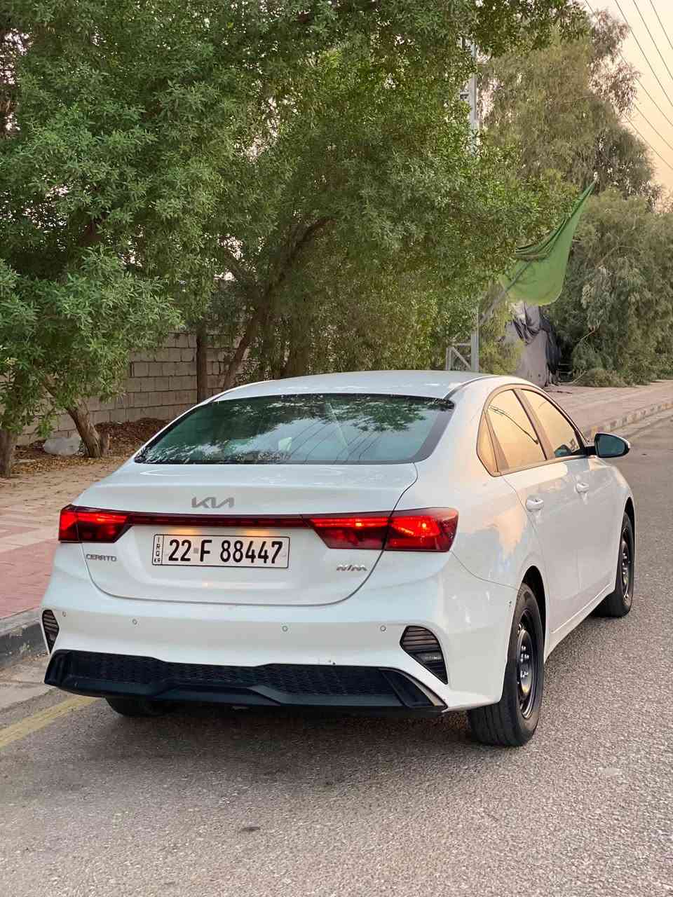 سيراتو 2023 مكفوله بيهه بارد بلباب الصدر  شي بصيط محرك 1600 سياره جديده جاهزه من كلشي تبريد قطعتين مثبت سرعه مانع انزلاق حساس خلفي دبل سويج مال شركه السعر المطلوب 150 وبيهه مجال بصيط والي يشوفهه هواي كلشي اكو بسوك مكاني نجف ***********
