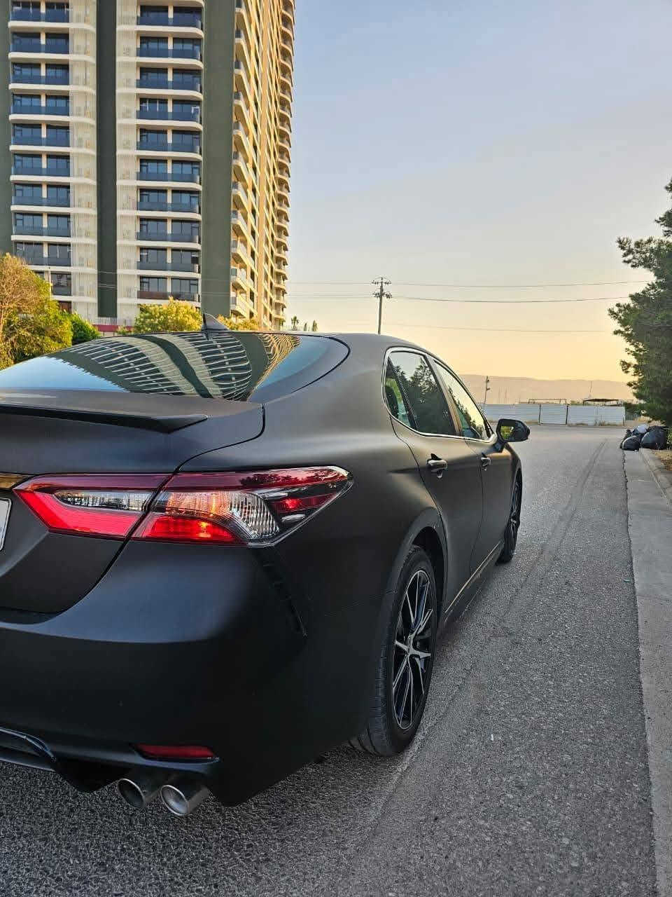 Toyota camry + SE 2024 
تۆیۆتا کامری ٢٠٢٤ 
سەیارەکە کامل لەزگەی ppf ی مات کراوە ...
( سەیارەکە تەنها پەڵەیەکی بۆیاخە بێ ناو گرتن بێ ئێرباگ پێش و دوای کەپسە هەمووی بە شەرت تەنانەت دەعامیەکانیشی بۆیاخی نیە)
مواسەفات...
 شاشە گەورە ، کامێرا ،کوشن جلد و کوشن کارەبایی ، حاسە و ڕاداری پێش و دواو و ڕادارى خەتی جادە و ئاوێنە ، تحدید سورعە،سوکان ڤۆلێۆم ، گێڕ شەفتی سەرسوکان،دەبڵ ئیکۆ .
 تەنها ٣٣ هەزار ڕۆشتوە 
گێڕ و مەکینە و کارەبایی هەمووی بە شەرت 
ڕەقەم و هەزەو سەنەوی تازەیە تا کۆتایی ٢٠٣٠ 
سعر ٢٠٧ و معامەلە.....
*********** 

Toyota Camry SE 2024 
تويوتا كامري موديل ٢٠٢٤ 
لون اسود مغلفة PPF اسود طافي
( سيارة بي فقد شبر صبغ بدون دواخل بجم سيارة كبس بدون ايرباك بشرط حتي دعاميات مابي صبغ )
مواصفات / شاشةكبير/كاميرا/كشنات كهرباء/كشنات جلد / لایت زينون اصلي لايتات اوتو لایت ليد امامي و خلفي/رادار خلفي وامامي و حاسه/ تحدید سرعة/
كير (سبورت و عادي و اوتوماتيك) و كير شفت سوكان 
ثلاث وضعيات القيادة ...
٣ مود/ Eco/normal/sport  
گیر محرك بالشرط علي وضع بيلادي مابي اي مصاريف 
ماشي ٣٣ الف فقط 
سيارة رقم سليمانية 
تحويل و غرامة بشرط..
فحص و هزة و لوحة و سنوي جديد حتي نهاية سنة
 ٢٠٣٠...
سعر مطلوب ٢٠٧ مجال 
*********** السليمانية, العراق
