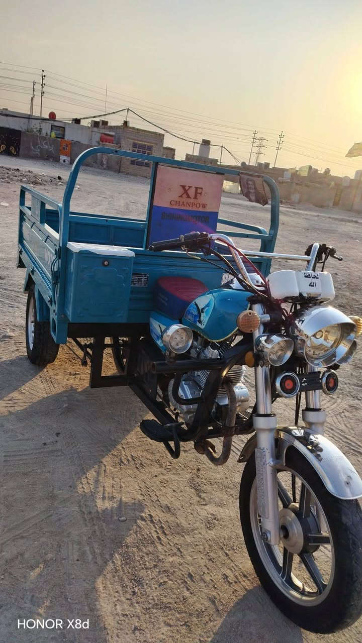 ستوته جمره مديل2023
الشاصي مكفول كفاله عامه
الستوته رقم وسنويه مداور ثاني يوم
رقم الهاتف ***********

نص مكتوب في الصور:
- HONOR X8d