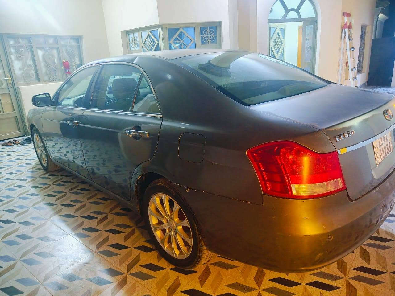 جيلي  ام كراند2013 c8 الحجم الكبير محرك مستيبوشي 2000
السياره لا دحه ولا ضربه ولا صبغ 
كهربائيات شغاله تبريد تدفئه شغال بريد ثلج قطعين سياره جهازه 
السعر 55وبيها مجال 
مكان السياره واسط 
***********
