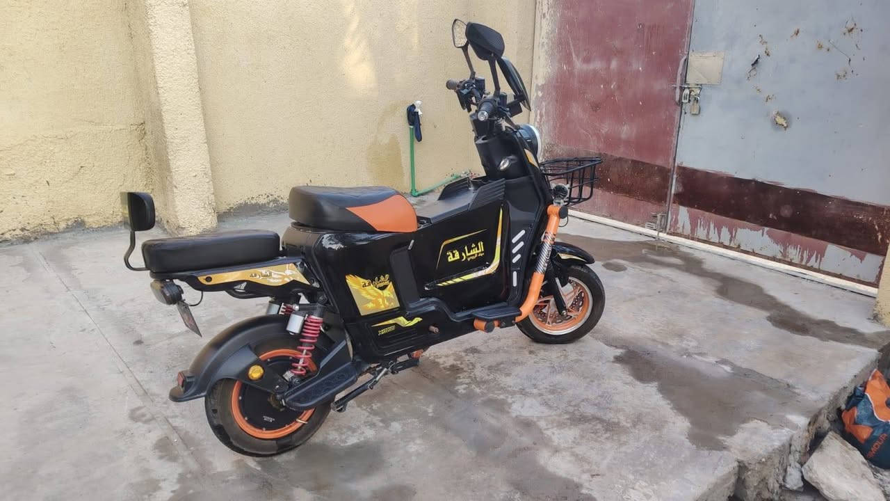 X900 استخدام قليل ضرر بطاريتين فقط
مواصفات كامله فوول
سعر ٤٠٠ بيها مجال قليل
مامتواجد على الفيس
واتساب ***********
