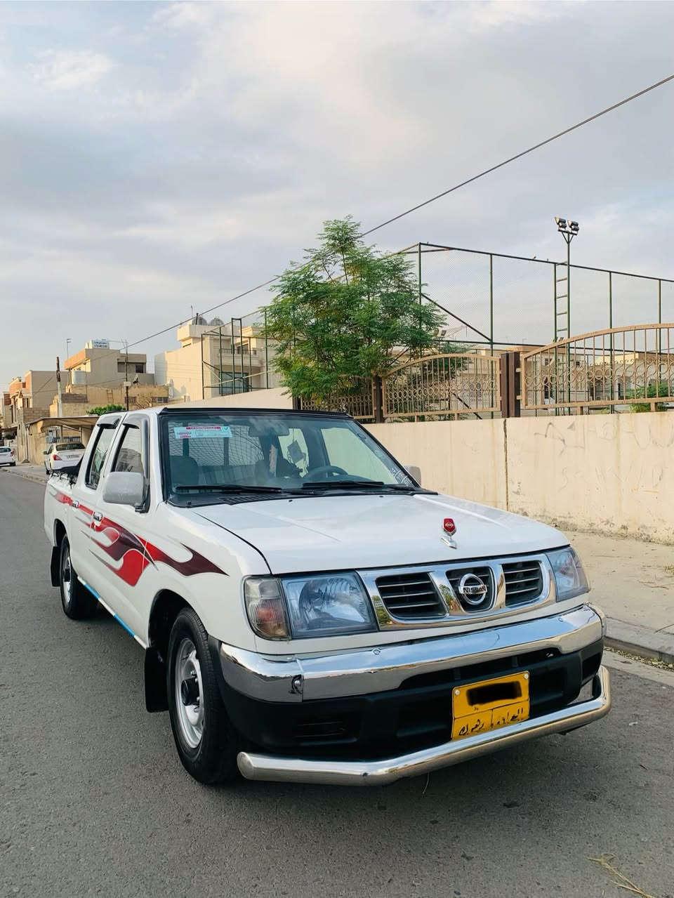 نيسان بيكاب • ٢٠٠١ • اوراق اربيل