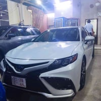 كامري ٢٠٢٤ se كلين بدون صبغ   ماشيه ٤٠ الف   السعر 215  رقم صاحب السيا...