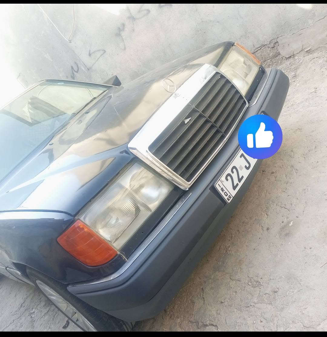 سلام عليكم  مارسدس دب موديل  90 قواعد بلاد مكينه وكير كفاله سياره جاهزه صبغه جديده رقم انكليزي  تخم تاير حداده تبريد  العنوان بصره قضاء الصادق  الرقم الهاتف *********** بيع امرواس
