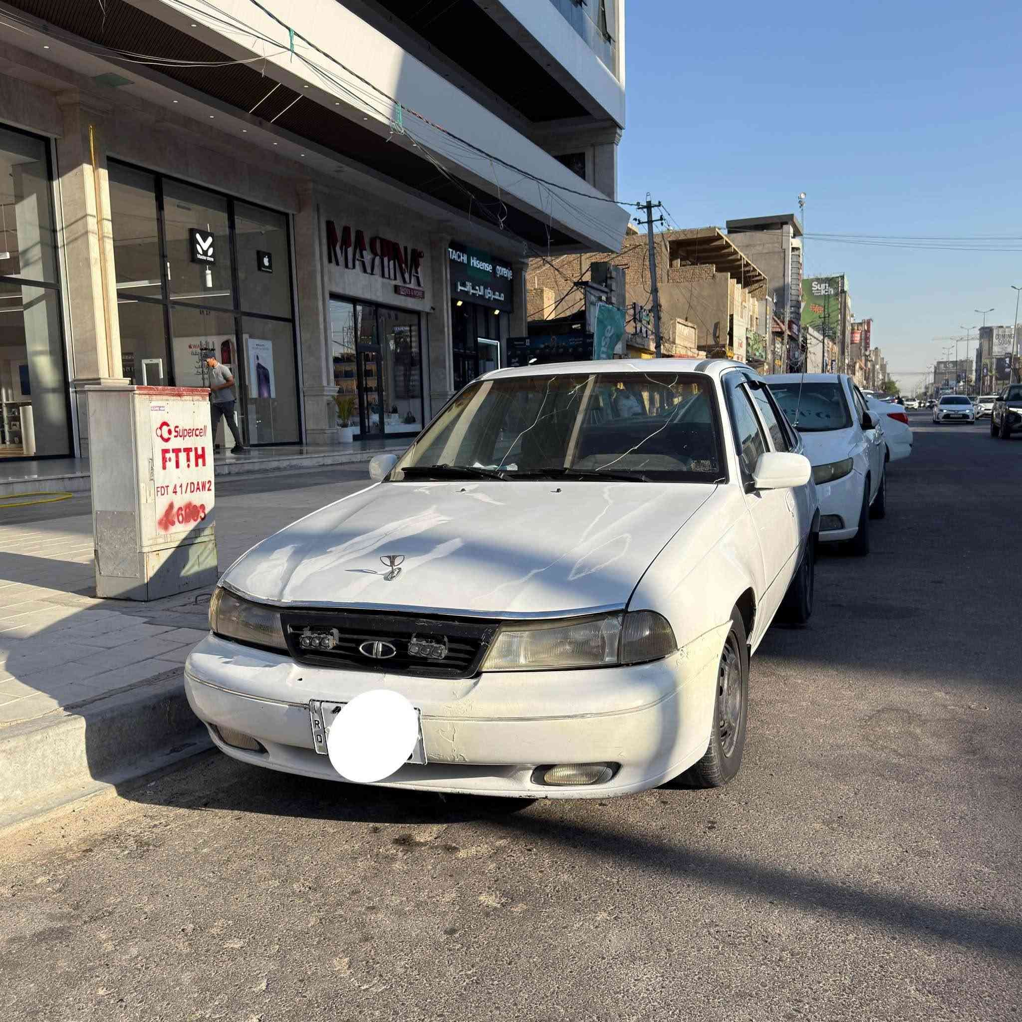 🚗 للبيع | دايو سيلو موديل 1995  
سيارة نظيفة ومتعوب عليها، 
جاهزة للاستخدام اليومي بدون مصاريف.  ✅ 
كير أوتوماتيك ✅ 
مكينة نظيفة جداً ✅ 
صدر جديد ✅ 
تخم تايرات جديد ✅ 
بطارية جديدة ✅ 
كهربائيات كاملة شغالة ✅ 
منظومة تبريد جاهزة 100% ✅ 
دواخل جديدة ومدوشمة ✅ 
سيارة استخدام شخصي ومعتنى بيها
  📍 الموقع: بغداد - الحرية 
💰 السعر: 30 ورقة، ويوجد مجال بسيط للجادين  للاستفسار: 📞 ***********  
الصور توضح حالة السيارة، والبيع للجادين فقط. بلاد, صلاح الدين
