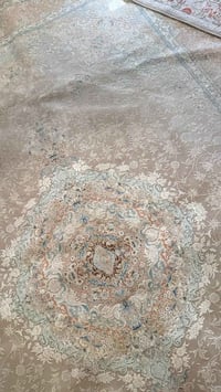 زوليه كاشان • ٣×٢م • نضيفه