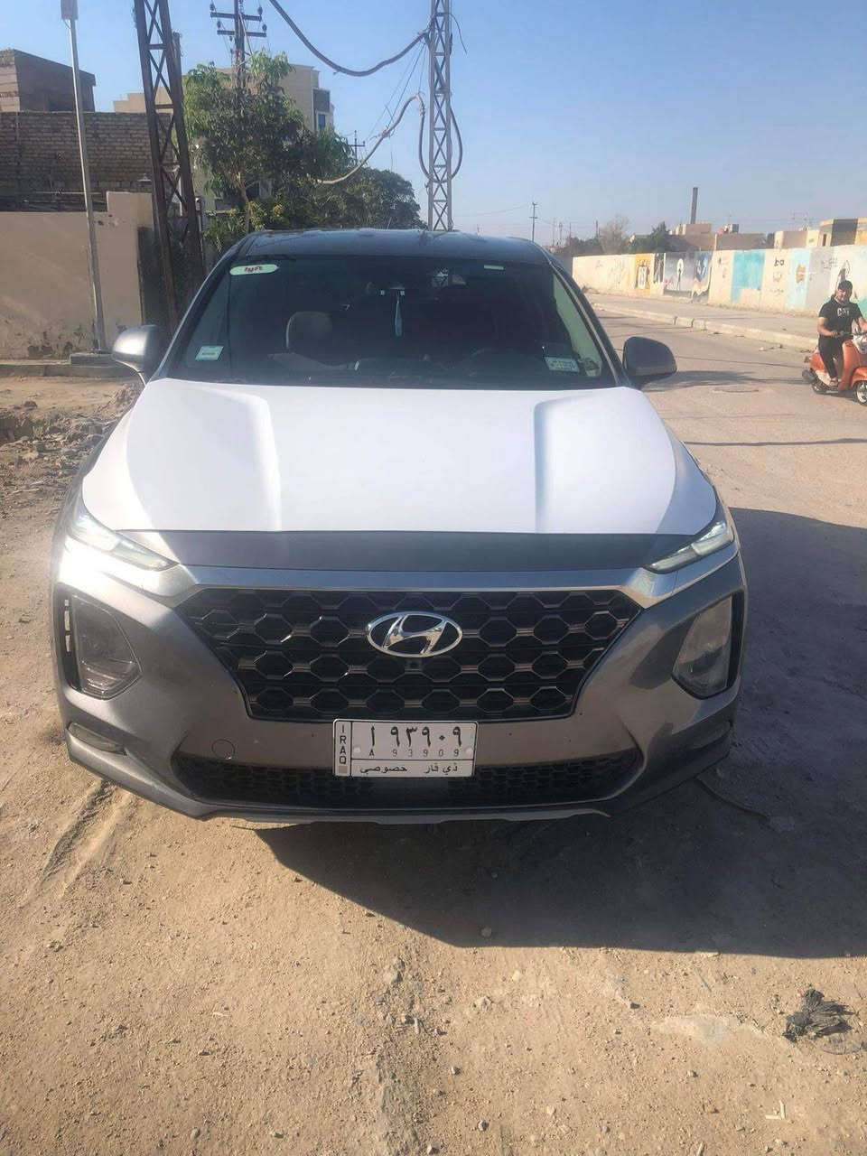 سنتافية للبيع موديل 2019 وراد امريكي مواصفات 2400 محرك سايد بريك دگمه رادار فور ويل مانع انزلاق مانع اطفاء ماشيه 61 والضربه الي موجده بالصور 
التواصل *********** ذي قار ناصريه مركز

نص مكتوب في الصور:
- Check surroundings for your safety.