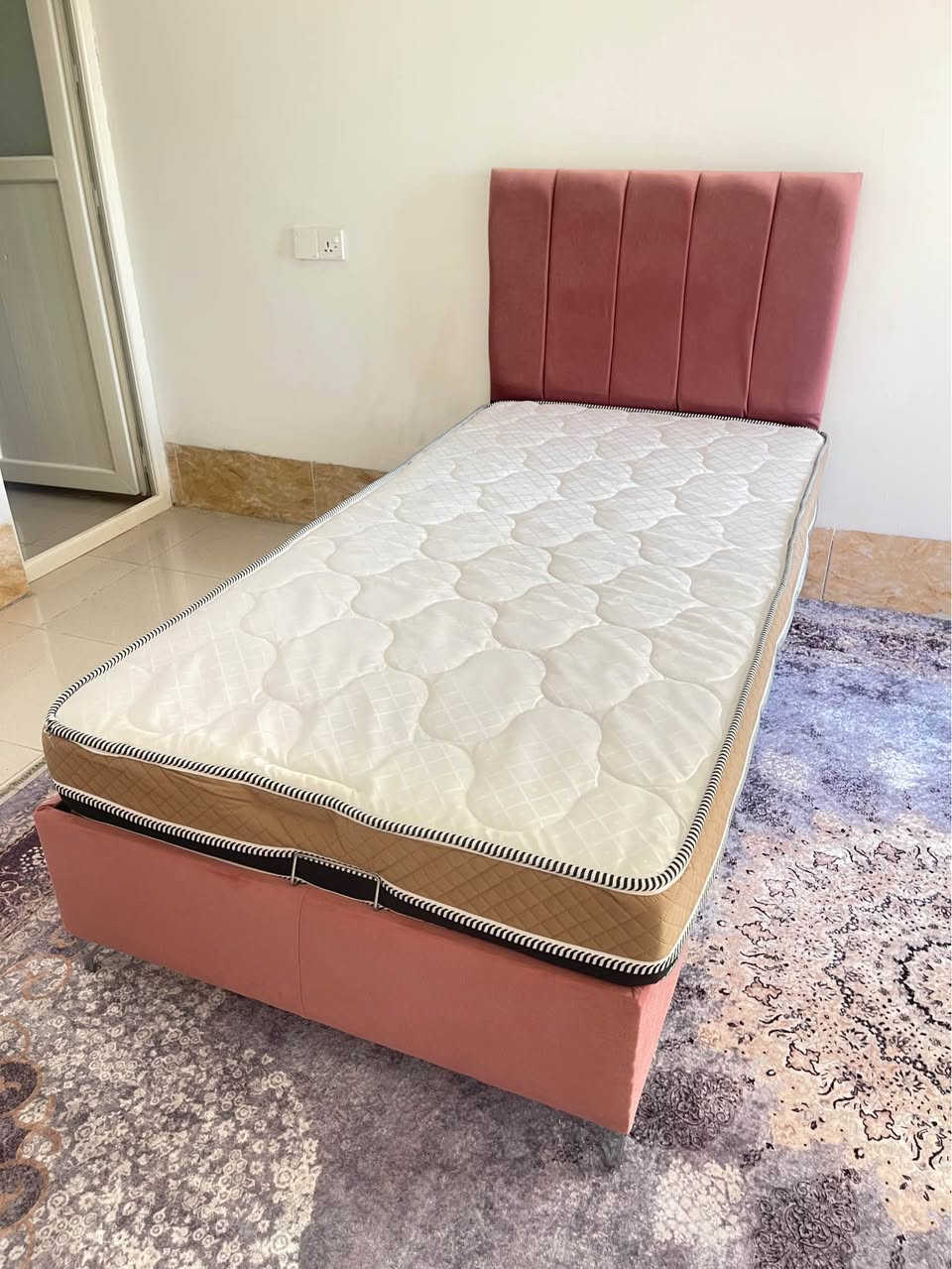 A 180cmX200cm bed with head board, night stands, mattress, and storage bench, used for approximately 6 months. Selling for $200. 

3 adult sized beds 90cm with headboard hydraulic storage and mattresses, used for about 8 months, selling for $80 each. 2 brown/beige, one pink.

3 kids Ben 10 beds, with mattresses and metal frame, selling for $50 each.

4 shoe cabinets used for children’s clothing, all selling for $20 each. 3 fully white exterior and one wood and white exterior

If you are interested, call *********** أربيل, العراق
