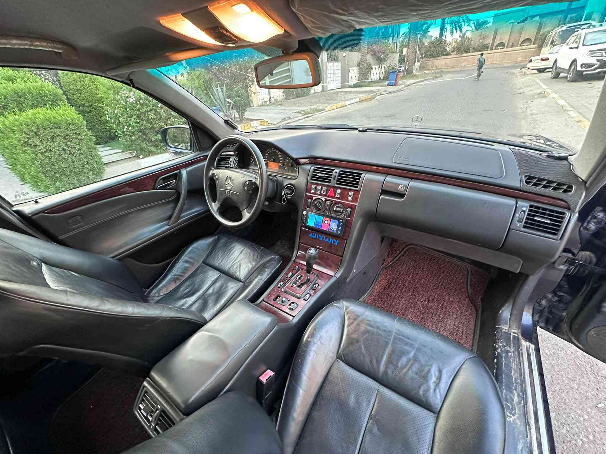 سلام عليكم 
للبيع مارسيدس ام عيون w210 حجم E200 موديل 2002

اخوان السياره وارد يابان وكلش جديده بيها قطعتين كلير فقط

رقم وسنويه وهزه كله جديد شرط التحويل او الوكاله حاضر 

محرك وكير جدد مكفولات من اي شي ولا مفتوحات شركه

سياره عليها ادامه كامله ما بيها نقص اي شي صفر مسج شرط

سياره مال بيت ممتعوبه ماشيه ١٨٥ الف كيلو بلاد ممنزل بلادي

صدر الخلفي والصدر المامي كله شرط مبدل جديد تراي زيرو

تخم تاير جديد تخم ويل كب بلادي شركه ممبدل باتري جديد

كهربائيات شرط من الطول لطول واير جطل ماكو بيها كلهابلاد

سياره جديده داخل وخارج مملعوب بيها كلها بلادي بدون عطل

السعر98 ورقه وبي مجال للشراي وماكو هيج سعر العنوان بغداد حي الجامعه 

‭***********‬ للستفسار اتصل مكلف بل نشر
