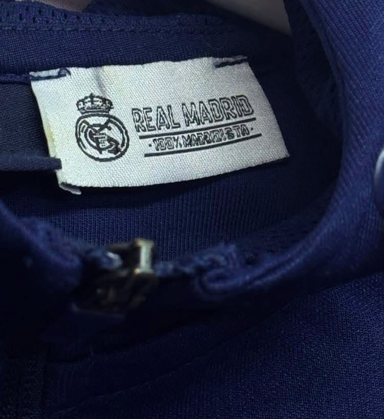 هودي REAL MADRID اورجينال نضافة100‎% ‎

قياس : S

غير مستخدم

———————————————-

يوجد توصيل 🚚 ( بغداد - محافظات العراق )

☎️رقم الهاتف : ***********

للحجز - دايركت

نص مكتوب في الصور:
- قياس: S