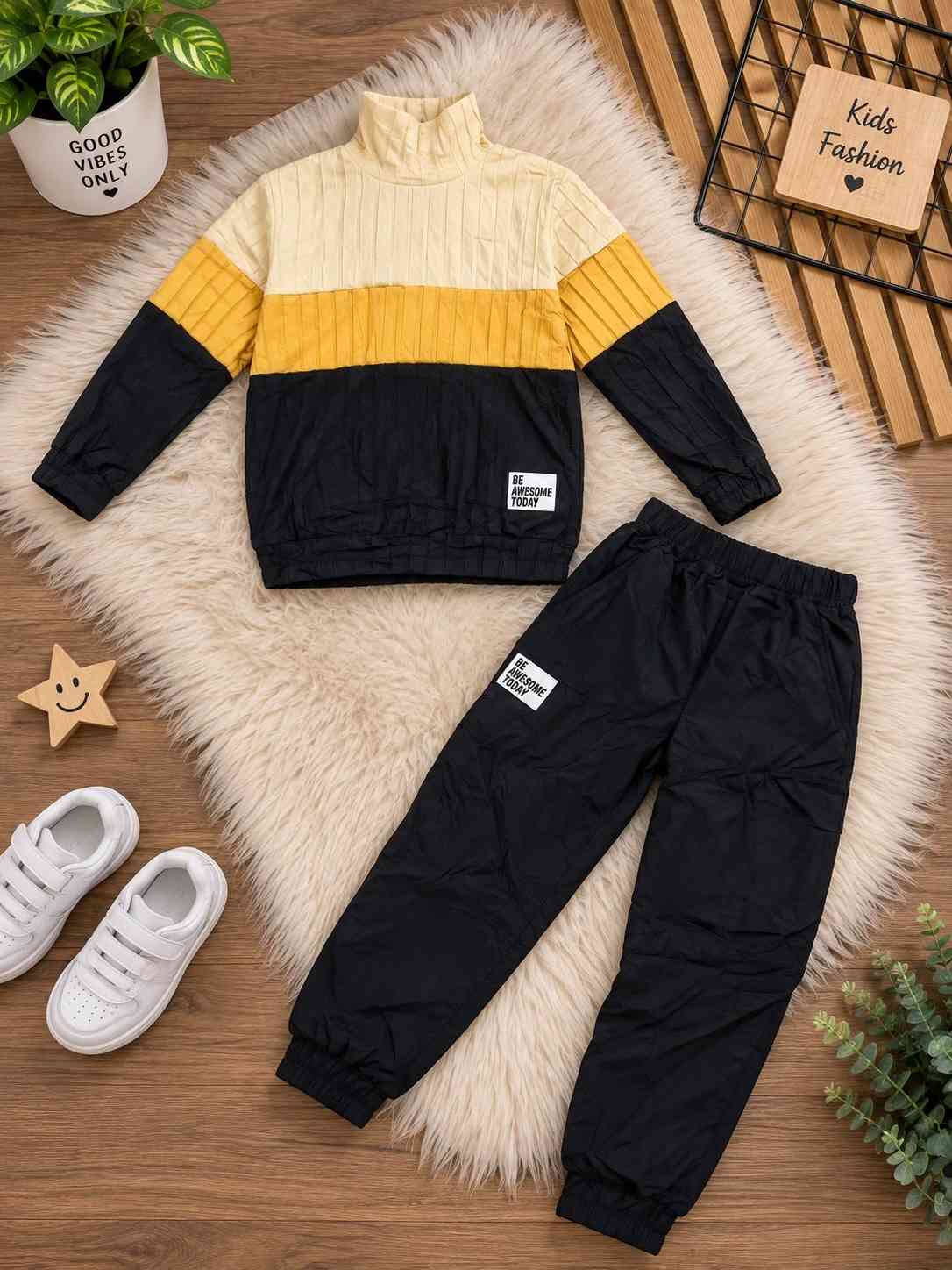 ️ موسم الربيع والشتاء وصل! 😍 ستايلات أطفال تخبل، خامات مرتبة وألوان حلوة تناسب كل وقت 🥰👕🧥 🔥 شوفوا التشكيلة واختاروا لطفلكم الستايل اللي يعجبكم #اطفال #ملابس #بهاري #شتاء #ملابس_اطفال 

نص مكتوب في الصور:
- بسم الله نبدأ وياكم موسمنا البهاري والشتائي
- ❄️🌸
- تشكيلة جديدة، ستايلات جديدة، وحلاوة غير 🤍