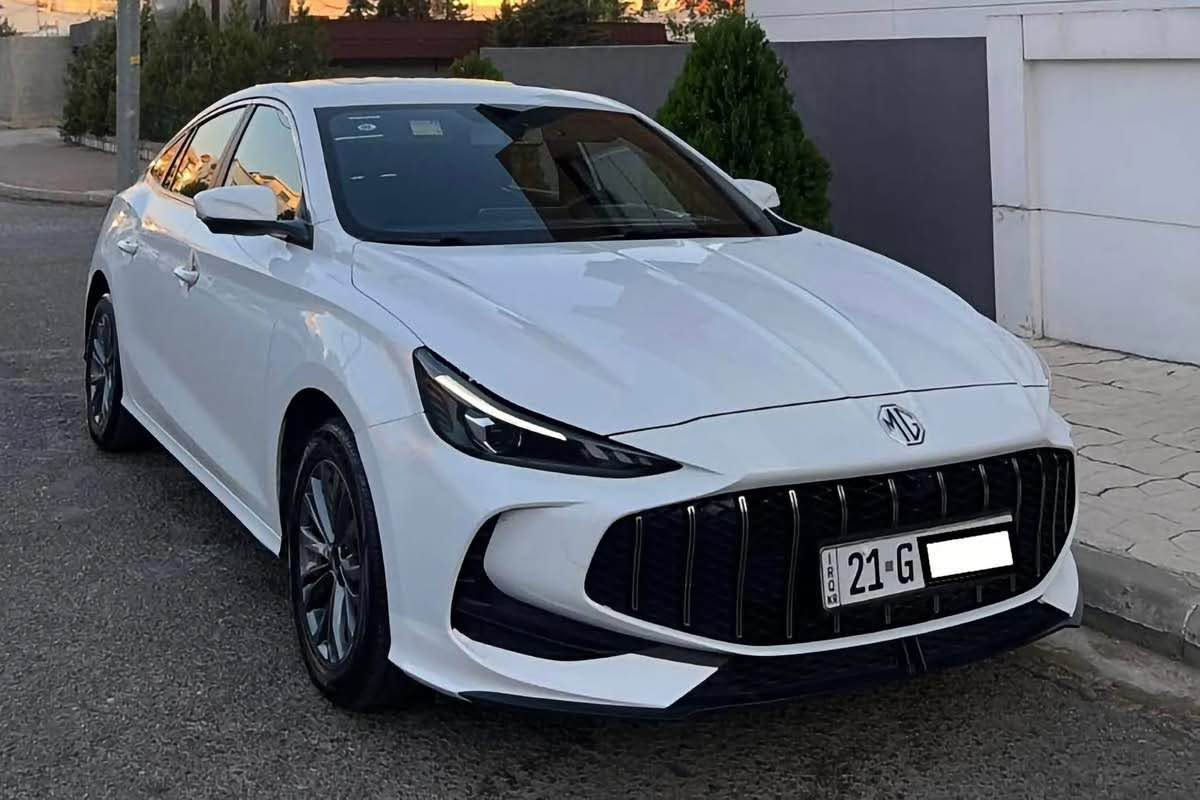 ئێم جی GT 2025 Sport  مواسەفات :فوولە 
تەنها 22 هەزار ڕۆشتوە 
بەصمە ، شاشە ، کامێرا ،حاسە
ئاوێنە ئیشارەت ، لایت زینۆن ،  
سوکان ڤۆڵیۆم ،ناوی جلد ،  
سڵایت
بێ بۆیاخە 
تەنها یەک چاڵی بچوکی هەیە شایەنی باس نیە 
*********** السليمانية, العراق

