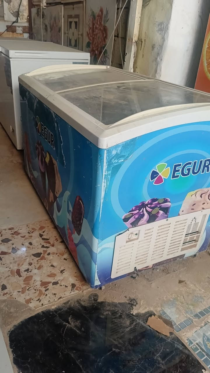 غرض محل للبيع مستعجل برادات 5 رفوف عدد 6+2حديد عنوان ديوانيه الزراعين الثانيه قرب مدرسه الرساله الاهليه ***********
