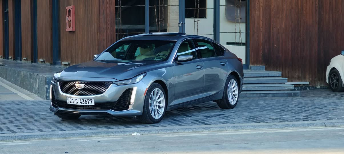 السلام عليكم كاديلاك CT5 2022 بسعر جدا مناسب 
مواصفات السياره laxarury فول مواصفات السياره بجمها كبس قطعتين صبغ قطعتين مبدل بلادي بدون دواخل بدون ايرباك صور الحادث موجود بلمنشور 
السعر 195وبيها مجال مكان السياره السليمانية 
***********

