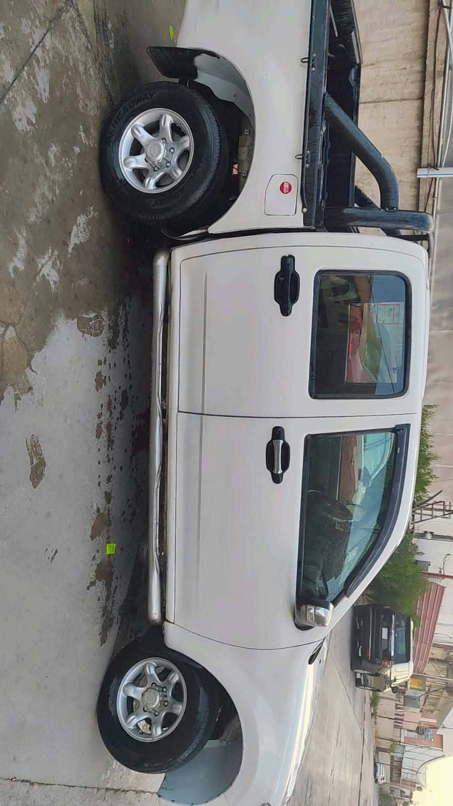 بيكم كنواو عالي دبل قماره مديل 2013  للبيع او مراس حسب القناعه رقم نيسان الشرعي بل موصل شرط التحويل طخم امامي خلفي جديد مع طخم تيرات جدايد جامات تومتيك مرايات كهراب بدون صبغ السعر 65 وبيها مجال غير متواجده على الفيس مكان السياره موصل كراج 
الشمال التصال على هذا الرقم  ***********
***********
