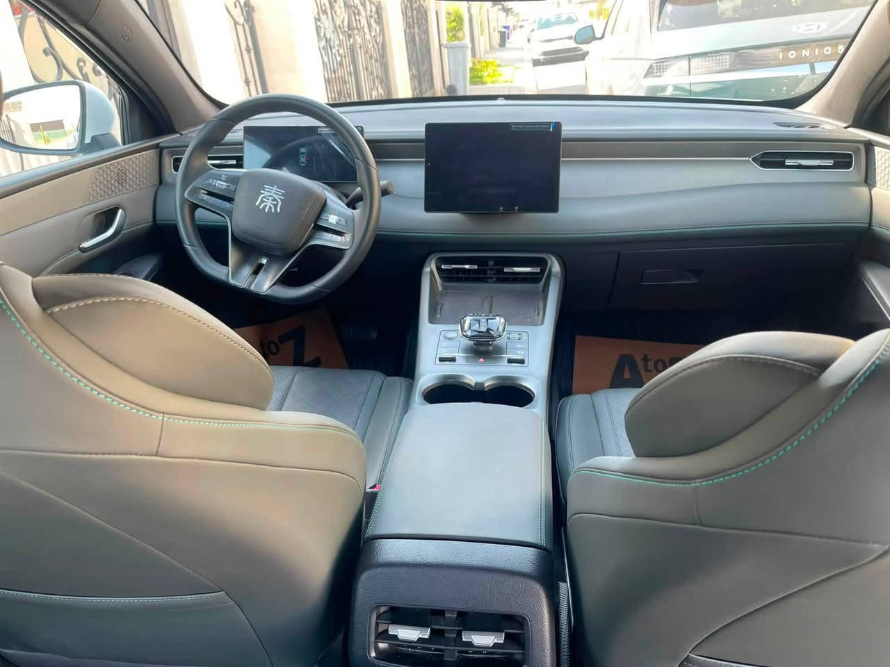 🚘 BYD quin plus | بۆ فرۆشتن 2025 🚘

✔️ 8000 کیلۆمەتر ڕۆیشتووە

✔️ هیچ دەعم و پارچە بۆیاخێکی نییە

تةنها بستةك كارتى هةية لة چاملغى پيشةوة 

✔️ گاعی،، حەریق، جانتای هەوا و پەنچەری لەگەڵدایە

✔️ بە یەک تانکی، تا 2100 کیلۆمەتر دەڕوات

✔️ بەناوی خۆمەوەیە

✔️ ڕەقەمی هةولير کراوە

💰 نرخى 138 مةجاليكى زور كةم 
ناونيشان اربيل 
***********
