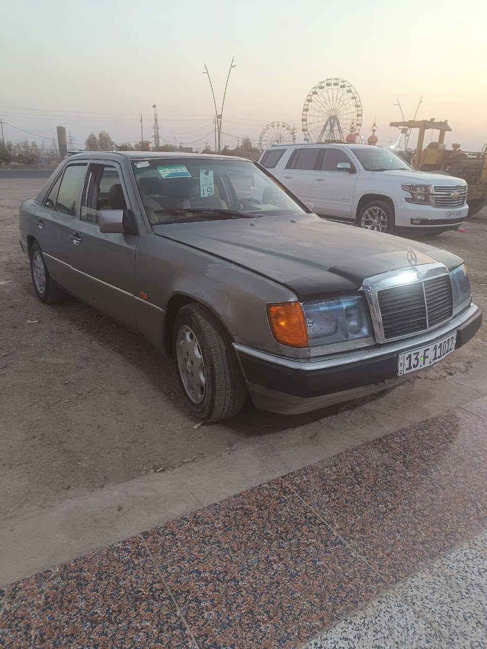 السلام عليكم للبيع مرسيدس دب موديل 91 سياره اي ضربه مابيه مكفول سياره حلوه وجاهز من محرك من كير من تخم تاير من دواخل رقم جديد سنويه 29 تحويل ثاني يوم سعره سياره 36وبيه مجال قليلي مكان البصره الكرنه بني منصور رقم الهاتف ***********
