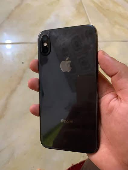 ايفون X • بطارية ١٠٠ • شاشة وكالة