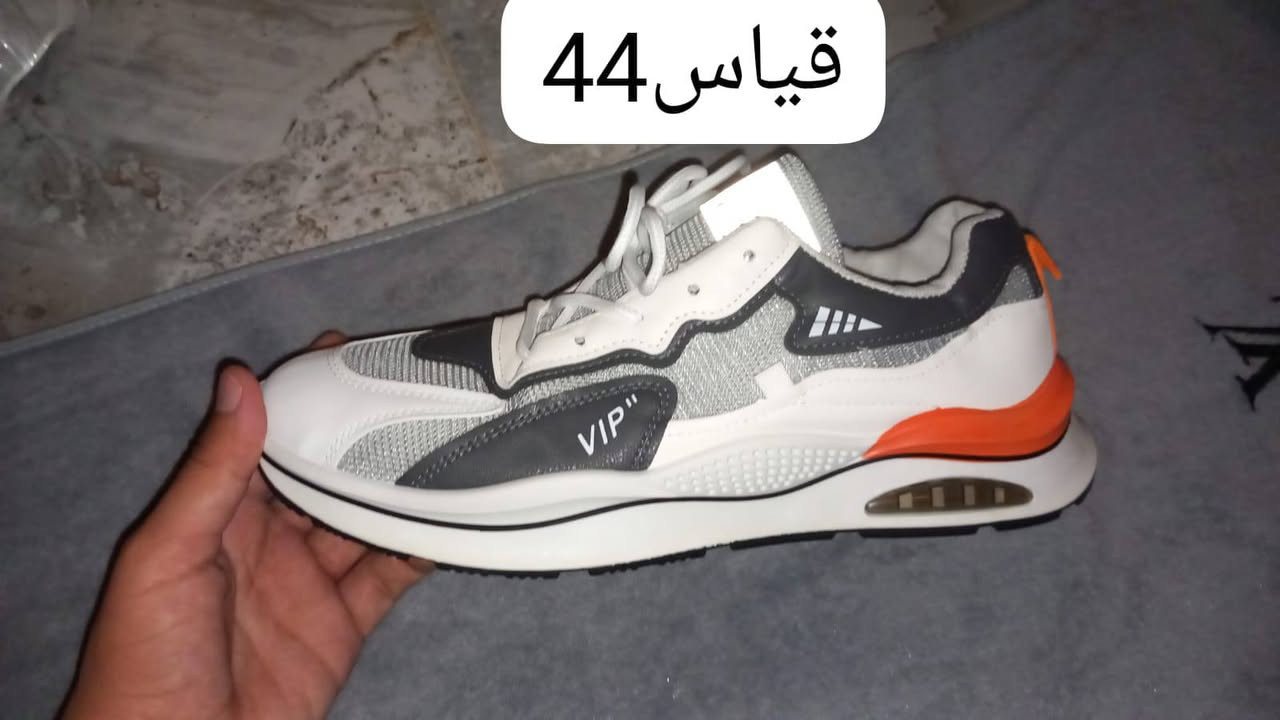 سلام عليكم  اي قطعه 8ثنين ب 15
يتوفر توصيل داخل لمحافضه توصيل 2الفين رقمي للتواصل *********** وتساب  ملاحضه لقطع كله جديد

نص مكتوب في الصور:
- قياس 44
- قياس 42
- قياس 41