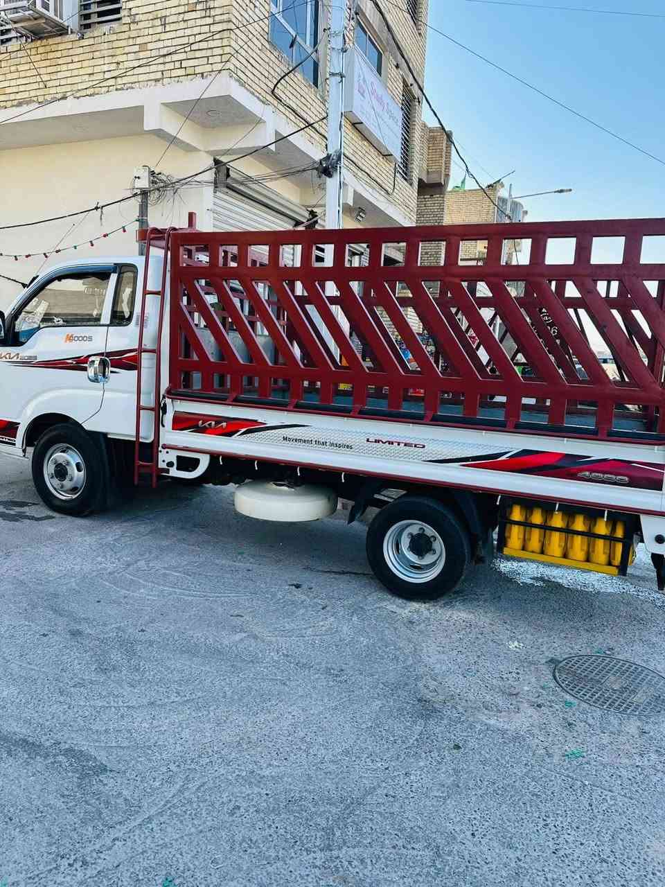 السلام عليكم
للبيع كيا حمل فحل موديل 24
السيارة جديدة جديدة 
كفالة عامة ماشية ٧٠
ويل ١٤ استد ٢٤ تخم تاير جديد
رقم بغداد نكليزي 
مكاني بغداد غير متواجد على الفيس اتصل واني خادم 
***********
