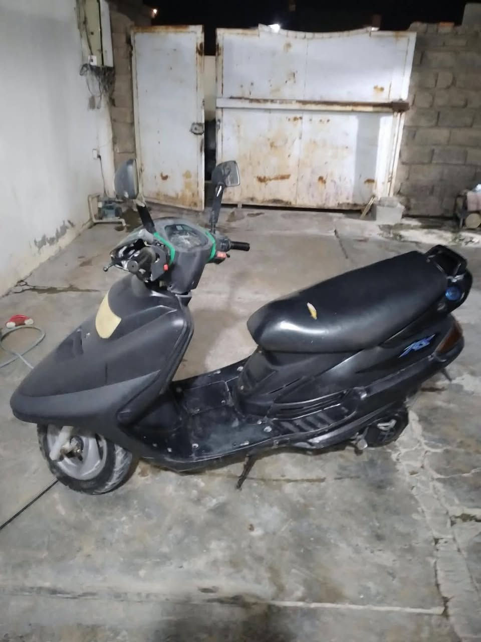 ماطور فراشة للبيع نضيف مجفت جديد وتايرات جدد وسلف ودفرة السعر 270وبي مجال حك الجية العنوان حي صلاح الدين محل ابومشتاق السمكري اتصل على الرقم ***********
