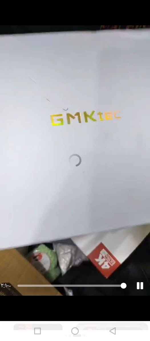 بي سي
 يظهر في الصورة الجزء العلوي من كمبيوتر مصغر (Mini PC) من شركة GMKtec، وتحديداً من الفئات التي تعمل بمعالجات AMD Ryzen 7000 Series ومزودة ببطاقة رسوميات مدمجة AMD Radeon Graphics.
المواصفات 
رام 16
الهارد. Ssd 50
السعر ٥٧٥ الف
للاستفسار مراسله ماسنجر او اتصال واتساب على الرقم
*********** بغداد, العراق
