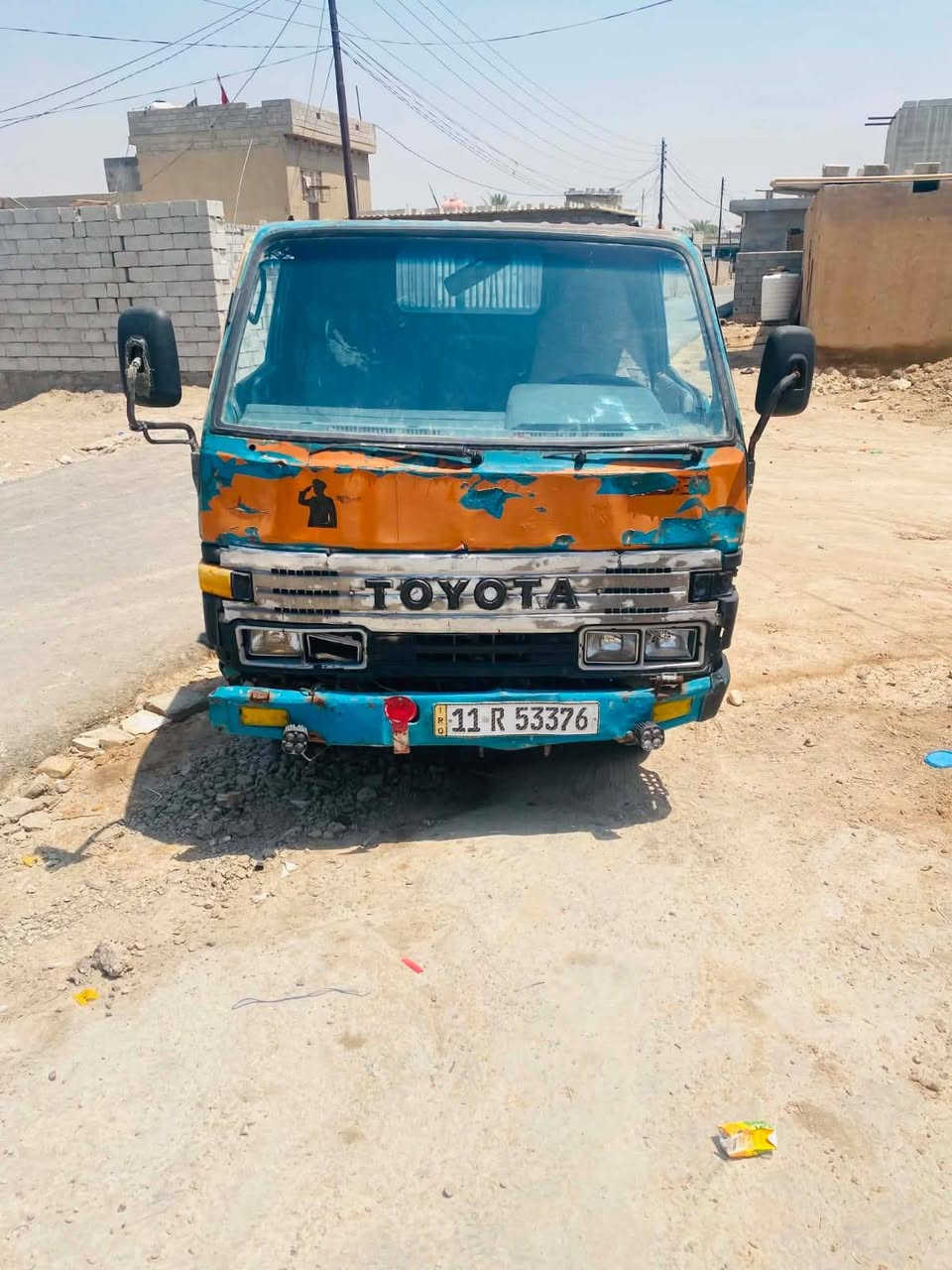 للبيع كانتر تيوتا قلاب رقم بغداد نكليزي فحل بلادي  تحويل مباشر مكينه كير اكسل مكفولات بيه جكه زغيره بشاصي تخم تاير علمآ السياره جاهزه للعمل من كل النواحي ومعروضه ٦٠ ورقه وبيه مجال واي استفسار *********** مكانها بغداد السعاده .

