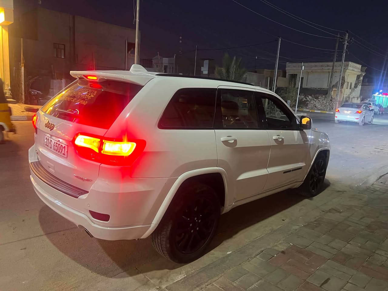 � للبيع سيارة جيب موديل 2021 – Black Top
• الموديل: 2021
• الفئة: Black Top
• المواصفات: فول أوبشن عدا الفتحة
• ماشية: 57,000 ميل
• الحادث: حادث جاملغ وبنيد ونص الباب كلير

• الموقع: بغداد – حي الجامعة

📞 للاستفسار: ***********
