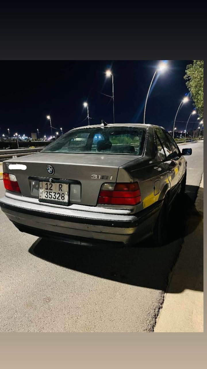 السلام عليكم
Bmw e36 1991
حجم 318 
محرك كير شرط
تحويل مباشر
السعر 29 وبيها مجال 
للاستفسار اكثر  
***********

*********** موصل, نينوى
