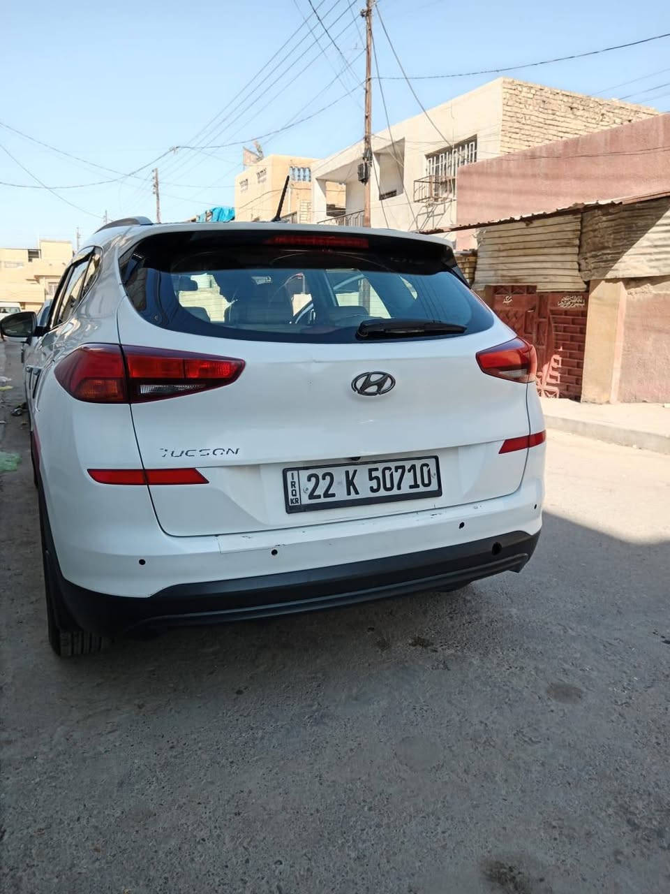 📣 توسان 2020 خليجي - لقطة للبيع السريع (بسعر حرق) 🚗💨
​المواصفات:
​الموديل: 2020
​المحرك: 2000 (نشاط واقتصاد)
​المنشأ: خليجي 🇮🇶
​الرقم: أربيل (رقم دولي + هزة جديدة، جاهزة للتحويل مباشرة)
​المميزات:
✅ بصمة تشغيل وأبواب
✅ شاشة كبيرة أصلية
✅ تبريد قطعتين (ثلج)
✅ مرايات شفط 
​حالة السيارة:
​السيارة حلوة وجاهزة وما تحتاج أي مصروف (شغل واطلع).
​البنيد مصبوغ فقط وباقي السيارة مكفولة كفالة عامة (كير، محرك، شاصي).
​السعر:
💰 165 ورقة (16,500$) 
​للتواصل والاستفسار:
📞 رقم الهاتف: ***********
📍 مكان التواجد: بغداد - جسر ديالى
