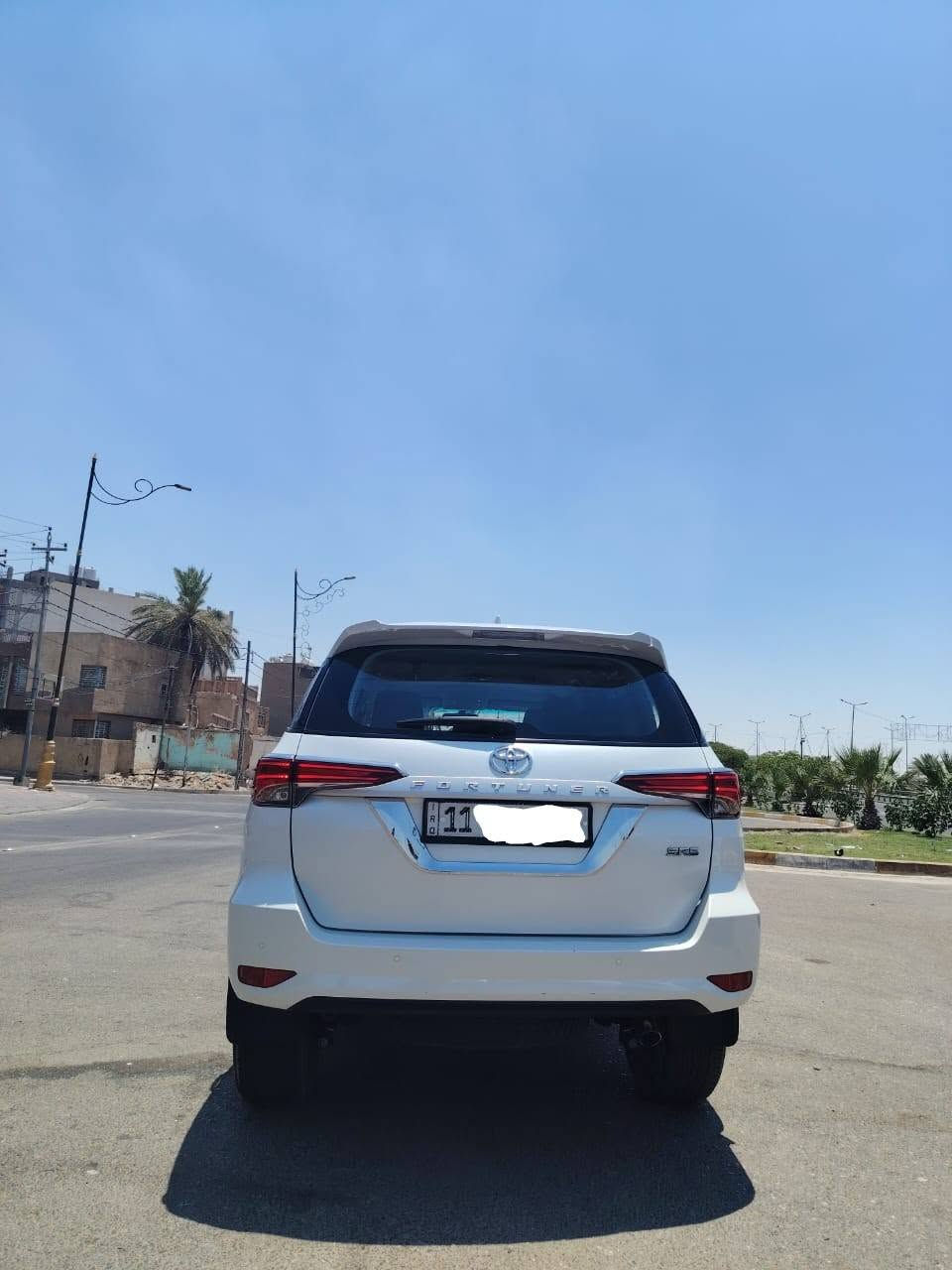 فورجنر 2024 للبيع 
سيارة جديدة جدا على وضع الشركة محرك 2700 اربعه سلندر مواصفات معروفه شاشة اصليه لمس ابل كار بلي بلوتوث مري شفط حساس امامي خلفي سبعة راكب فول تحكم ستيرن  مكفولة من الصبغ والمعجون شرط السونار والفحص سيارة امبدل بيه البنيد اصلي وكاله نفس اللون 
السعر 3 شدات قابل للتفاوض جداااا 
***********
***********
