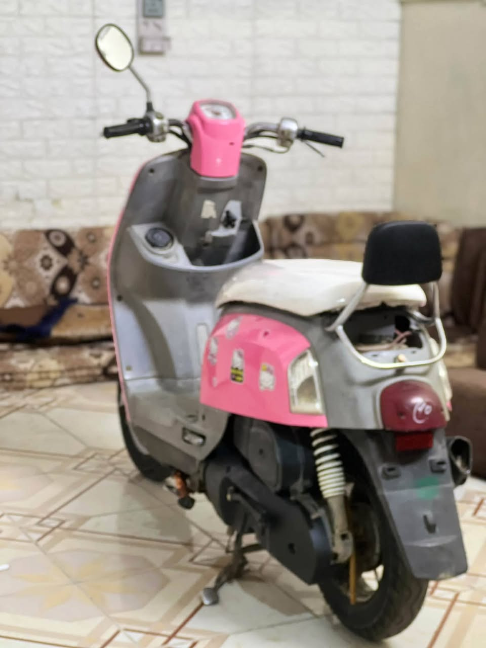 عادت نشر بسبب عوده كذابه
دراجه للبيع ماكس بوليس دراجه نضيف ابيعلك عل فحص وصابغينه وردي جماليه وتخم تاير جدد ول دراجه خير من الله ونضيفه رقم +964 775 195 8441
وهاذه بس واتساب***********عنواني ميسان حي الحسين القديم
