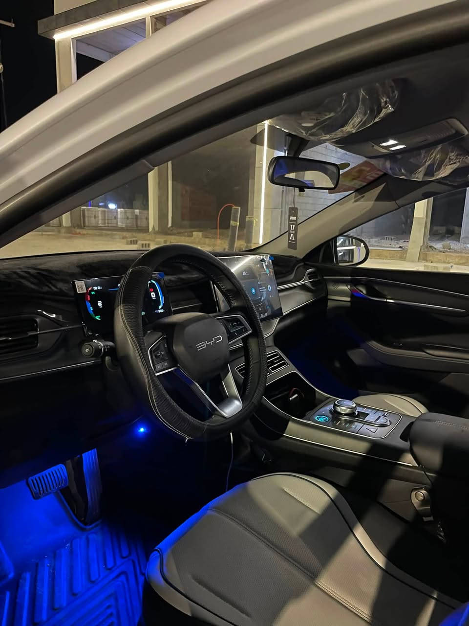 السلام وعلیکم
Byd destroyer 05 2025 
٨ الف ماشي 
بدون صبوخ بدون تعدیل 
کامل کمالیات
کلش بشرط 
ڕقم : ***********
