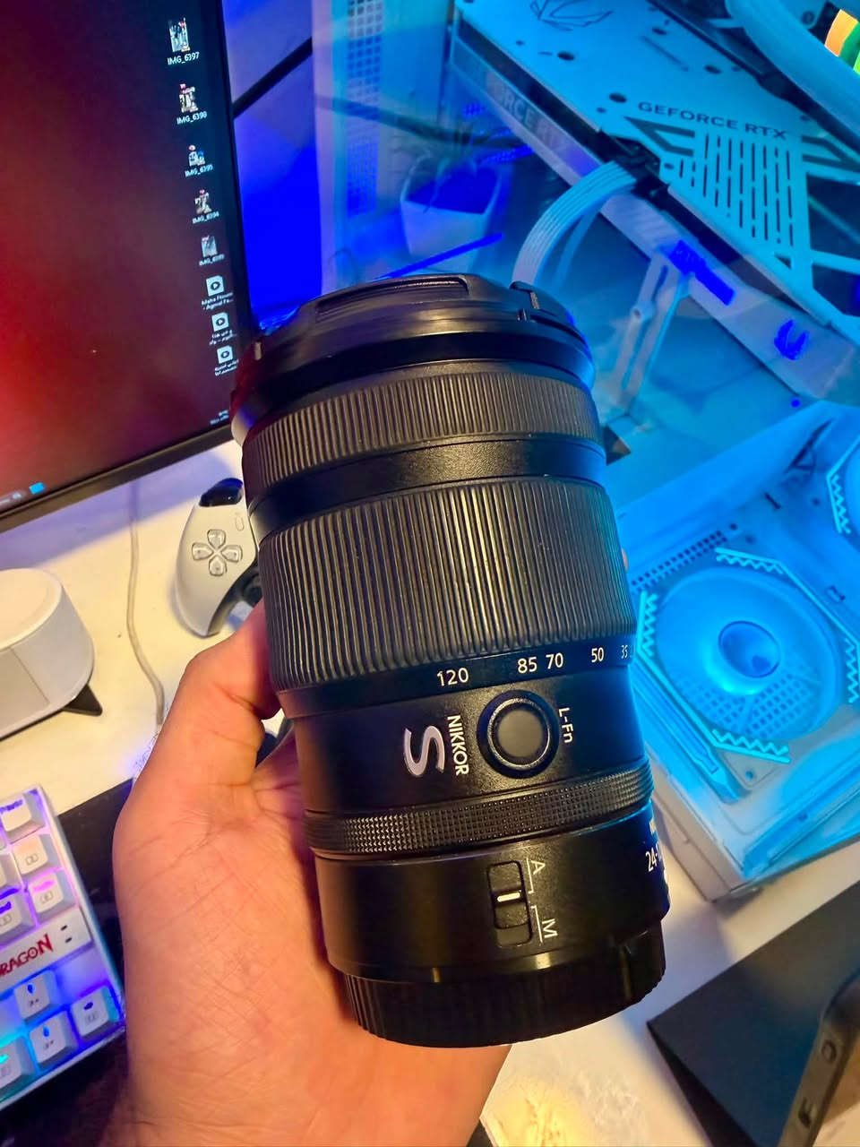 عدسة Nikon Z 24/120 F4 للبيع او مراوس فقط بل 70/200 ودفع فرق
السعر / 750 الف ✅

واتس او فون / *********** ✅
