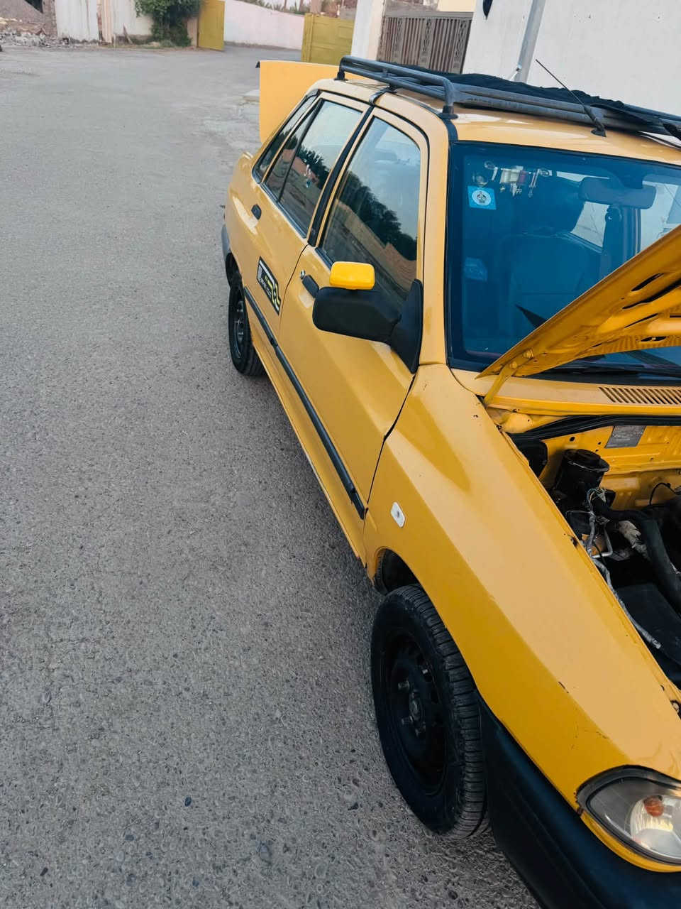 السلام عليكم سايبا البيع 
موديل ١٥ 
محرك كير خير من الله 
تبريد شغال  ويا سويج 
كهربائيات كاملة 
صدر نضيف وياها صدر بصندوك جديد ما شادة 
مبدل جسر جديد من بريس عنتر  الثقيل مو خفيف
بيها غرفة  جلد والكاعية جلد  تفصال وخياط ب ٢٠٠ الف سويتة 
تخم تاير جديد 
مصفر هيئة وغرامة 
شرط تحويل 
رقم نكليزي مميز 11888
بغداد الدورة  
سعر. ٣٠ 
***********
