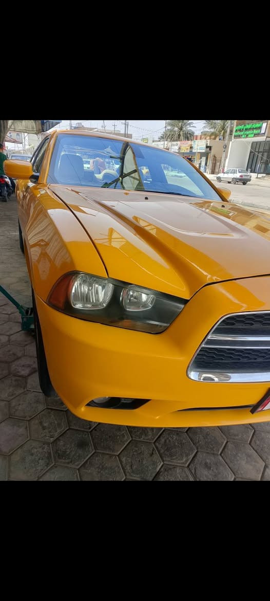 جارجر 12 رقم انكليزي مشروع وطني
خط كوت بغداد مصفرة بأسمي سنوية لل28 
تخم تاير مكينة كير تبريد اكسل بس الويل هسه بيها مال جارجر حديث حادثها تچيه على صفحة صبغة جديدة
السعر 113 
مكان كوت ***********
