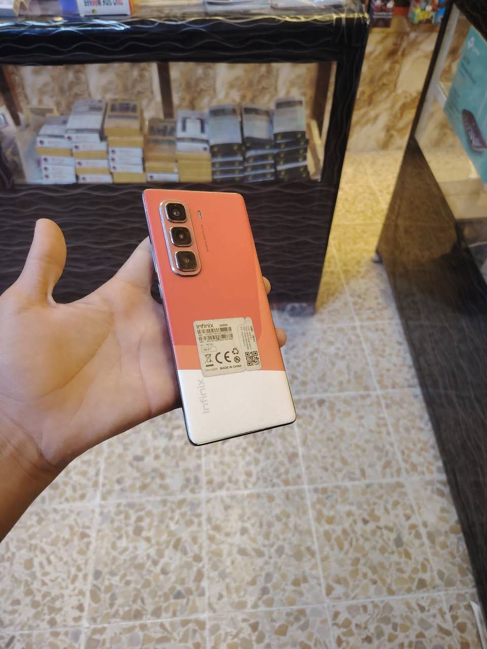 انفنكس هوت 50 برو بلص
ذاكرة 256 رام 16

نضيف لوك جلخ مابي فول

ماويا ملحقات فقط شاحنه بل كارتون 

كاميرات دمعه فول فول

نضافه 90 بل 100

سعر 235بي مجال رجاان اتصل أو وتساب
***********
