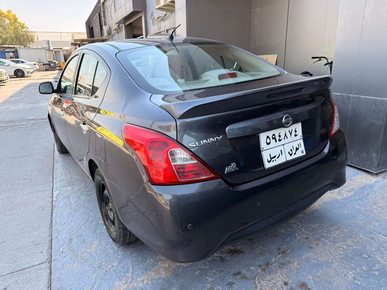 (﷽)
سلاو هاوریان نیسان لاکشمیبای ٢٠١٨ رەنگی نفتی زۆر خاوینە تەنها یەک پارچەی سوبوغە لەگەل پیشی بەعستەم گرتیە نەگویشتە شانسی یانی بەس بەدەنی گرتوە ئەویش زۆر بە عەستەم هەموو گیانی بە شەرتە گیر مەکینە کامل سەنەوی ٢٠٢٥ بەسەر چەوە وە ٢٣٠ غرامەی لەسەرە پاش ماعامەلی ئەدمەوە سعریشی ٨٥ مەعمەلکی براینەی هەیە لەگەل ریزم ژماری تەلەفۆنم *********** أربيل, العراق
