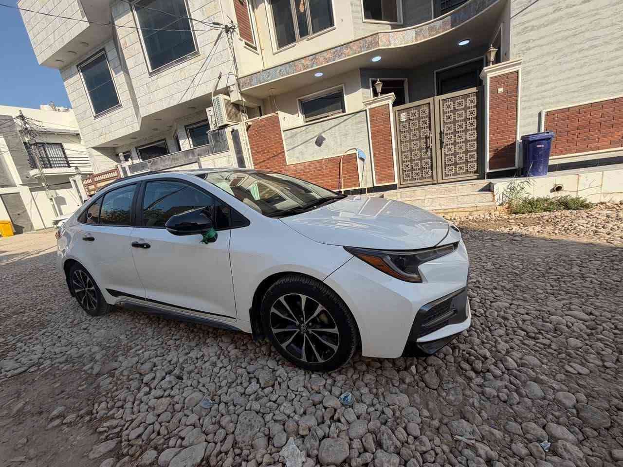 السلام عليكم
تيوتا كورلا بلاك توب
داخل رياضي
موديل 2022
رقم بابل انكليزي
ماشيه 49 الف حقيقي
شفتات بالستيرن
وارد امريكي بانزين فقط
المواصفات 
كامرا شاشه 
ويلكب كروم
لد امامي خلفي 
تحكم جهتين 
اشاره بالمري
رادار
سايد بريك بصمه اوتو هورد
بيه جاملغ وبنيد ونطخت هنا بالجاملغ الثاني عندي موجود بي بارد صار  اذا تريد اني الك ويه سياره  مستورديه ع ايدنه 
سونار مرفق مع صور 
سياره جداا نضيفه مال جناي جاهزه للاخير
السعر 128 وبيه مجال بسيط
مكاني بابل ***********
