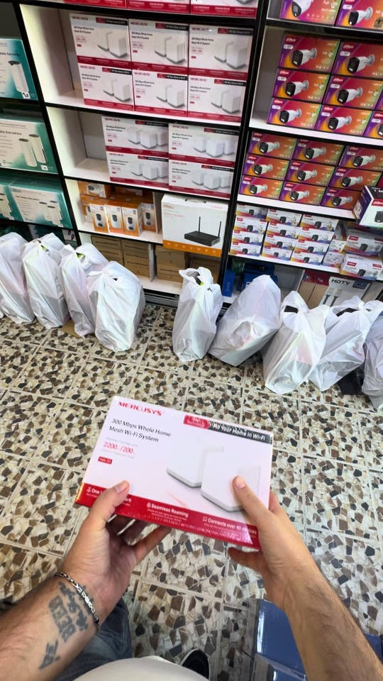 شركة المعرفة 🔥 عرض خاص على راوترات MERCUSYS 🔥 📡 راوتر ميركوسيس 📦 قطعتين بـ 20,000 دينار فقط! مناسب للبيت والمحل والمكتب ✅ جودة وأداء ممتاز بسعر مميز 💯 📞 للطلب والاستفسار: *********** #شركة_المعرفة #MERCUSYS #ميركوسيس #راوتر #راوترات     
