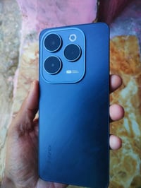 انفنكس هوت 40 • ٢٥٦ • بطاريه ٥٠٠٠