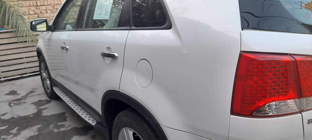 سلام عليكم سورنتو ٢٠١٢  وا رد امريكي بغداد بسمي فول مواصفات ٦ سلندر ٧ راكب بيه ٣ قطع صبغ والباقي كفاله سياره كلش نطيفه داخل وخارج  السعر ١٢٠ مكاني بغداد المدائن ***********
