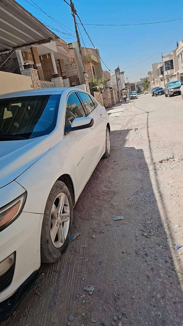 السلام عليكم
2024 CHEVROLET MALIBU, LS
الفئة : LS
تاخذ سياره اغير نضرتك على الماليبو حماوه ثابته تبريد بدون تبريد تكبس او متكبس وكله محسن ومكاسر ابد ماخلي عادي حادثه جانبي ادامه للكير كامله فلاتر ودهن  قبل فتره  سويته
عداد المسافة : 84 كيلو 
الحادث :كما موضح بالصور
حجم المحرك 4سلندر
اللون : ابيض
شاشة كبيرة 
سايد بريك بصمه
كار بلي اندرويد اوتو لاسلكي
تشغيل عن بعد
منضومه زنون عالي وناصي اصلي
رادار تحديد مسار ونقطة عمياء
حساسات خلفيه 
العنوان  حله شارع 60 
***********
معروضه 120
