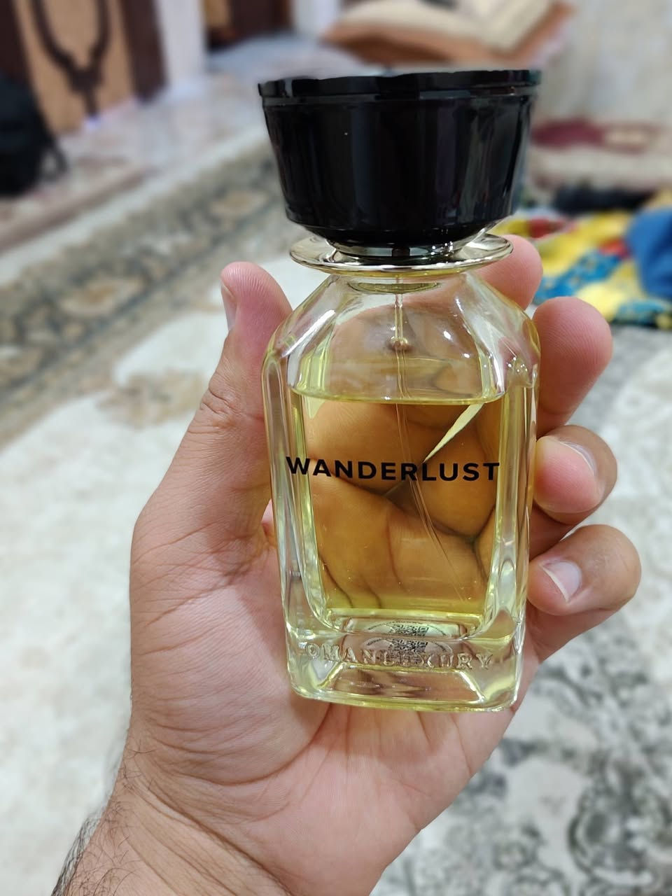 عطر عمان لكجري وندرلست اصلي مضمون شرط الفحص
العطر مستخدم كما واضح استخدام قليل جدا
العطر بدون علبة 
سعر العطر 195 مع التوصيل
للتواصل خاص او واتساب ***********
عنواني بصرة توصيل متوفر لكل المحافظات
