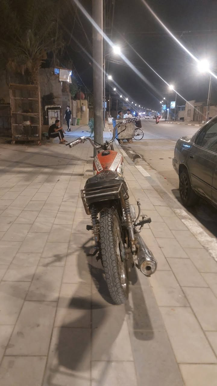 ايراتي • ادوات • بني منصور
