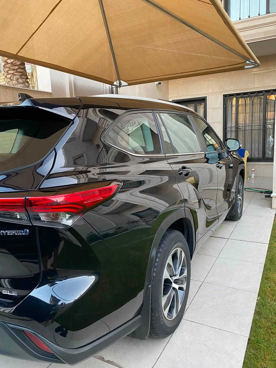 هايلاندر 2023 GLE خليجي هايبرد 
رقم بغداد ماشية 27 الف km

فتحة سقف
مقاعد جلد وكهرباء 
تحكم ستيرن 
رادار امامي
فورويل
شاشة كبيرة
صندوق كهرباء 
سبعة راكب
٣ قطع تبريد

بدون صبغ بدون تبديل عده بارد بسيط يم قبغ البانزين

السعر 32800$
بغداد العامرية 
***********
