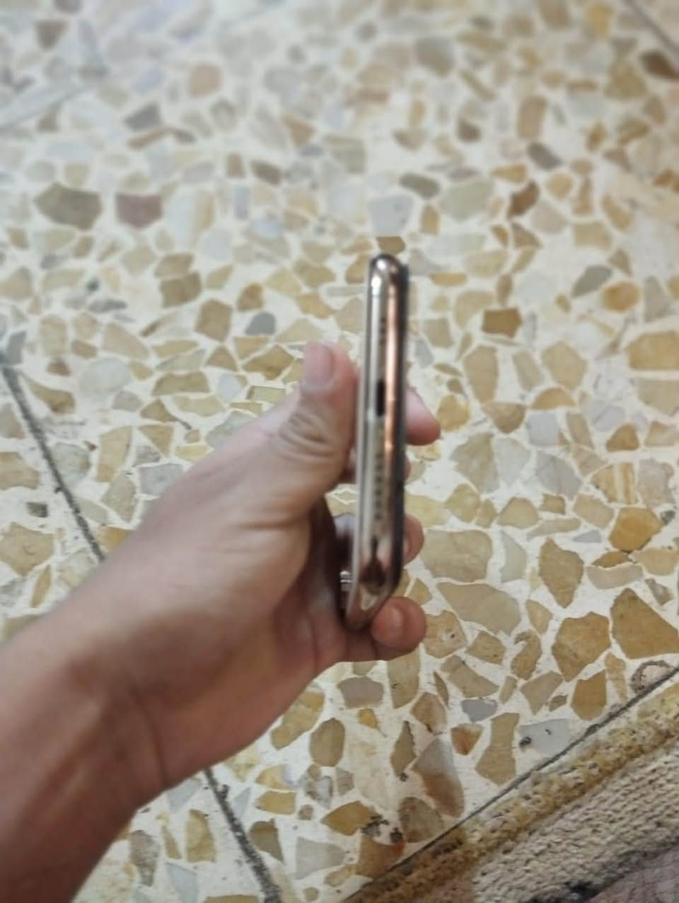السلام عليكم، ايفونxr مستخدم الجهاز نضيف شخط مابي مامبدل اي شي ذاكره٢٥٦ كامره نضيفه موشراي لاتكسر بل سعر سعره 270  وبي مجال 
واتساب***********
